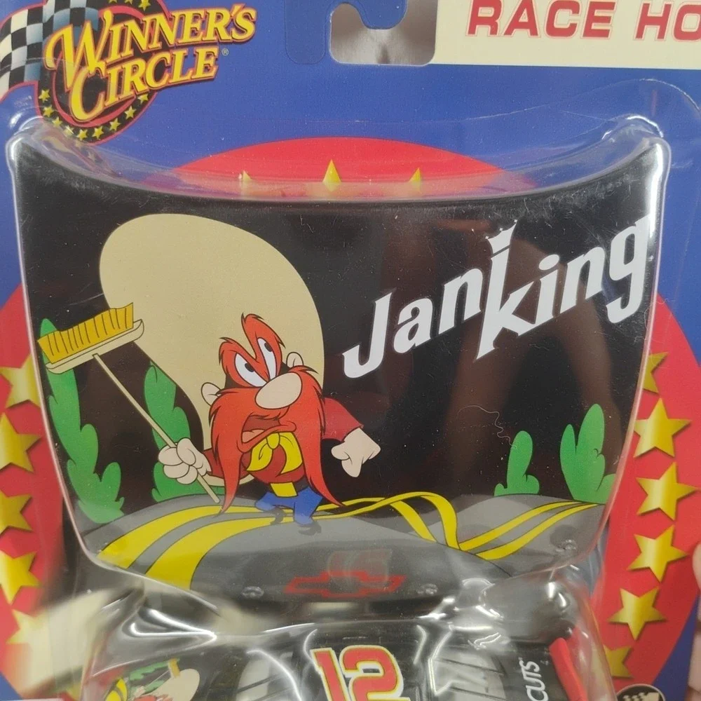 WINNERS‎ CIRCLE RACE HOOD JaniKing 1/43 SCALE #12 Kerry Earnhardt Yosemite Sam
